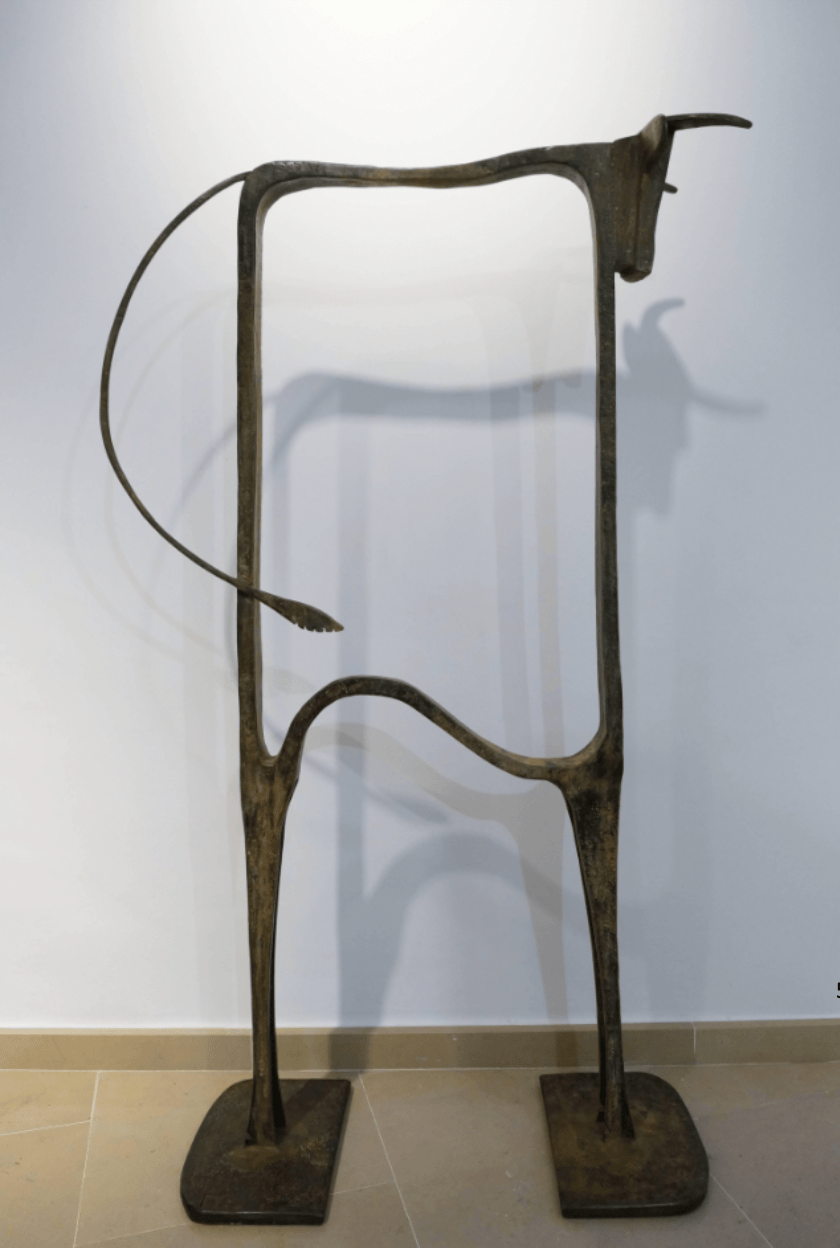 TORO PSILO Bronze 135x80x32cm / 53,1x31,5x12,6 inches
